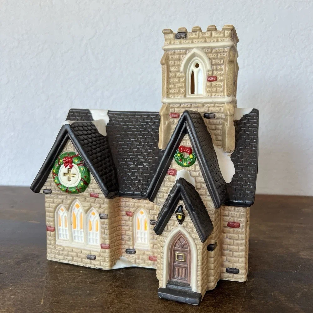 VTG Dickens Keepsake‎ Porcelain Lighted House Church Village O'Well Novelty 1995